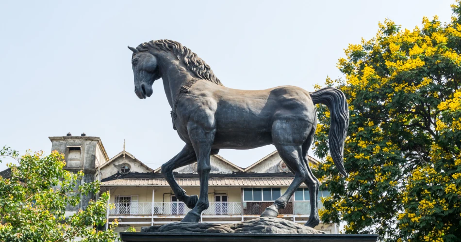 Living the Charm of South Mumbai Lanes