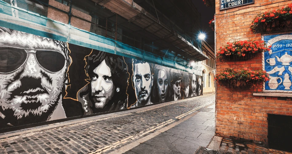 Exploring Bandra: Where Old-World Charm Meets Trendy Vibes