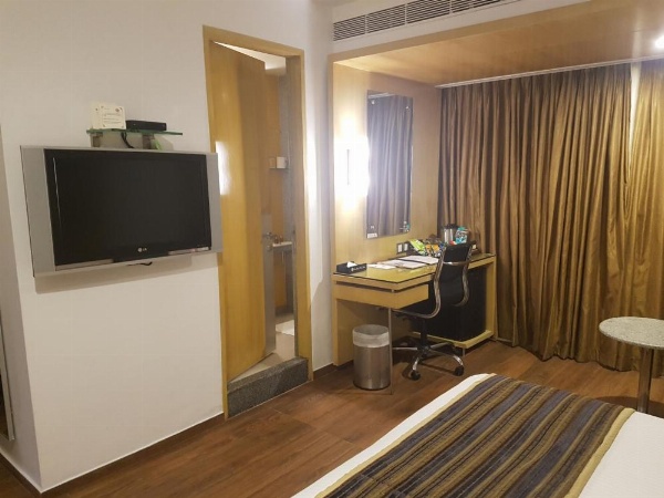 Ramee Guestline Hotel Dadar image 8